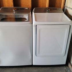New 2021 Samsung Large Capacity 5.0cu Ft Top Load Washer And Gas Dryer Set 