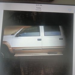 1995 GMC Subarbun K2500 SLE 7.4L 454big Block