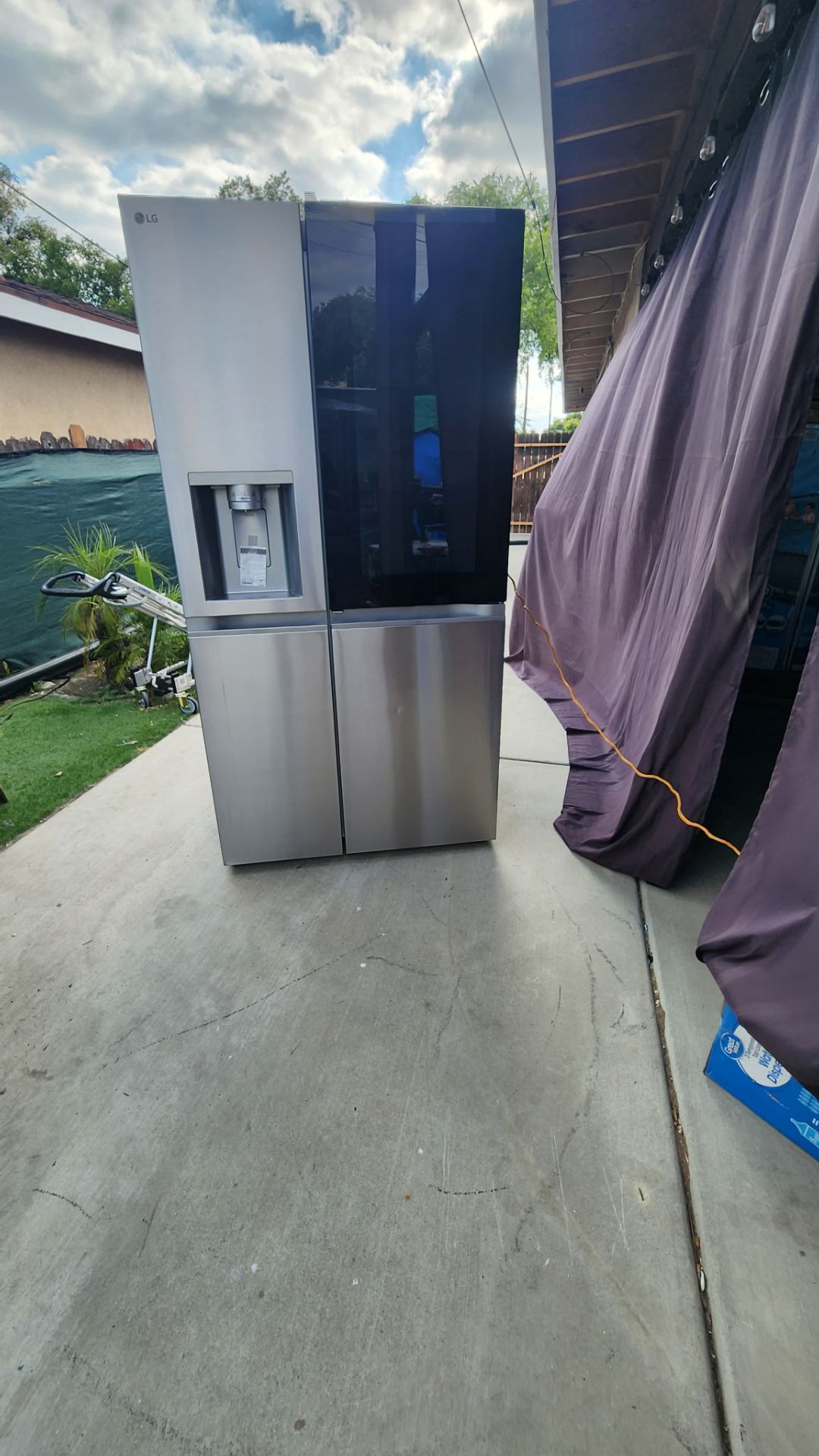 LG - 36-in Wide 27.1 Cu. Ft. Side-by-Side Smart Refrigerator with Craft Ice - Stainless Steel 1430 obo