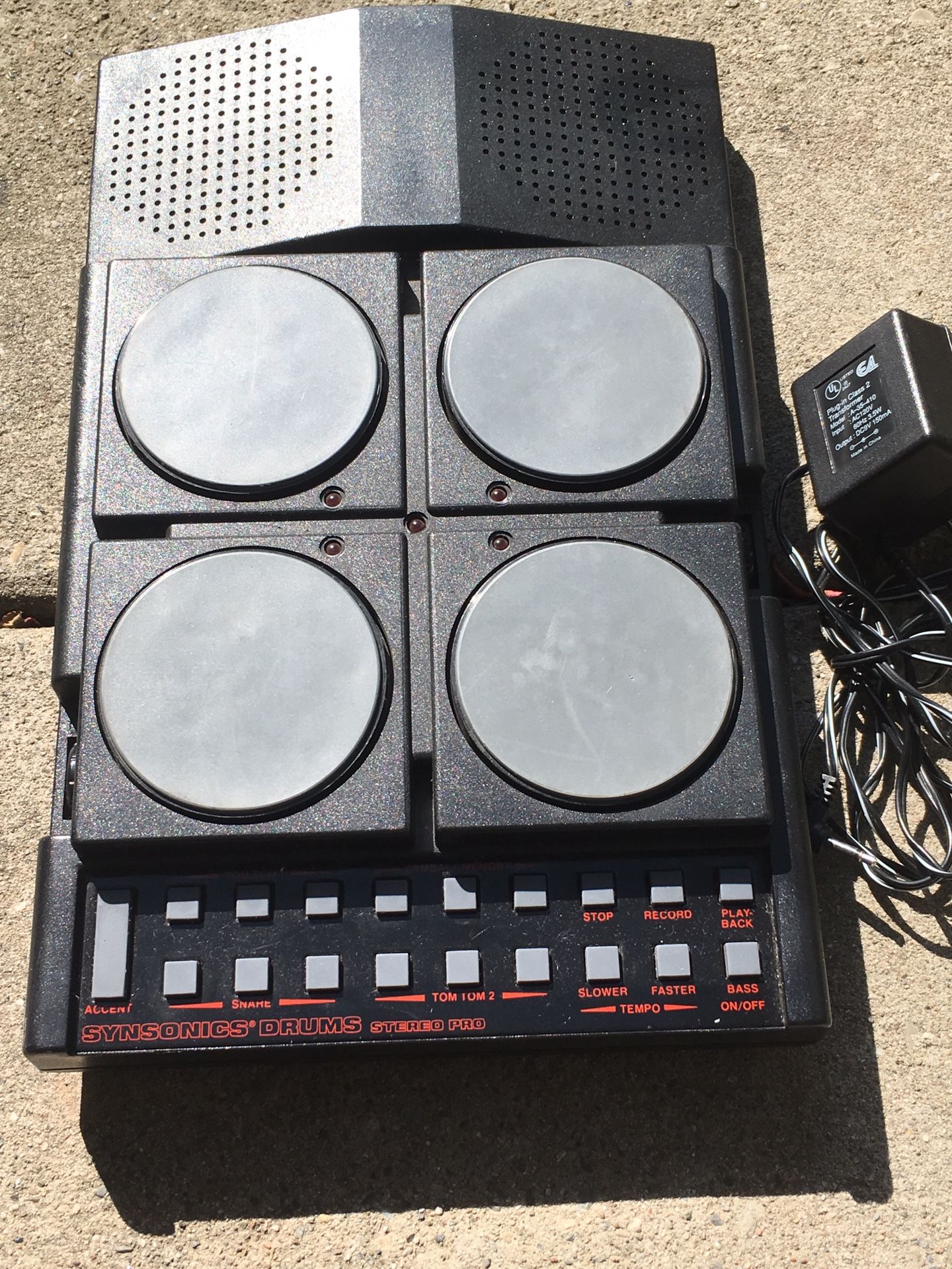 Synsonics Drums Stereo Pro Vintage Drum Machine Pad
