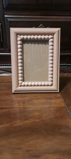 Gooseberry Moon frame