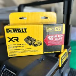 DEWALT 20V MAX XR 5Ah Battery & Charger Combo