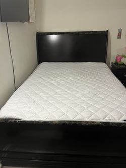 Bed Frame Queen size