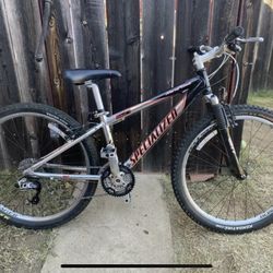 Really Nice Specialized Hardrock Comp Hard Rock Size  Xs Extra-Small I’d Say Around 4’ 8” To like 5’4”