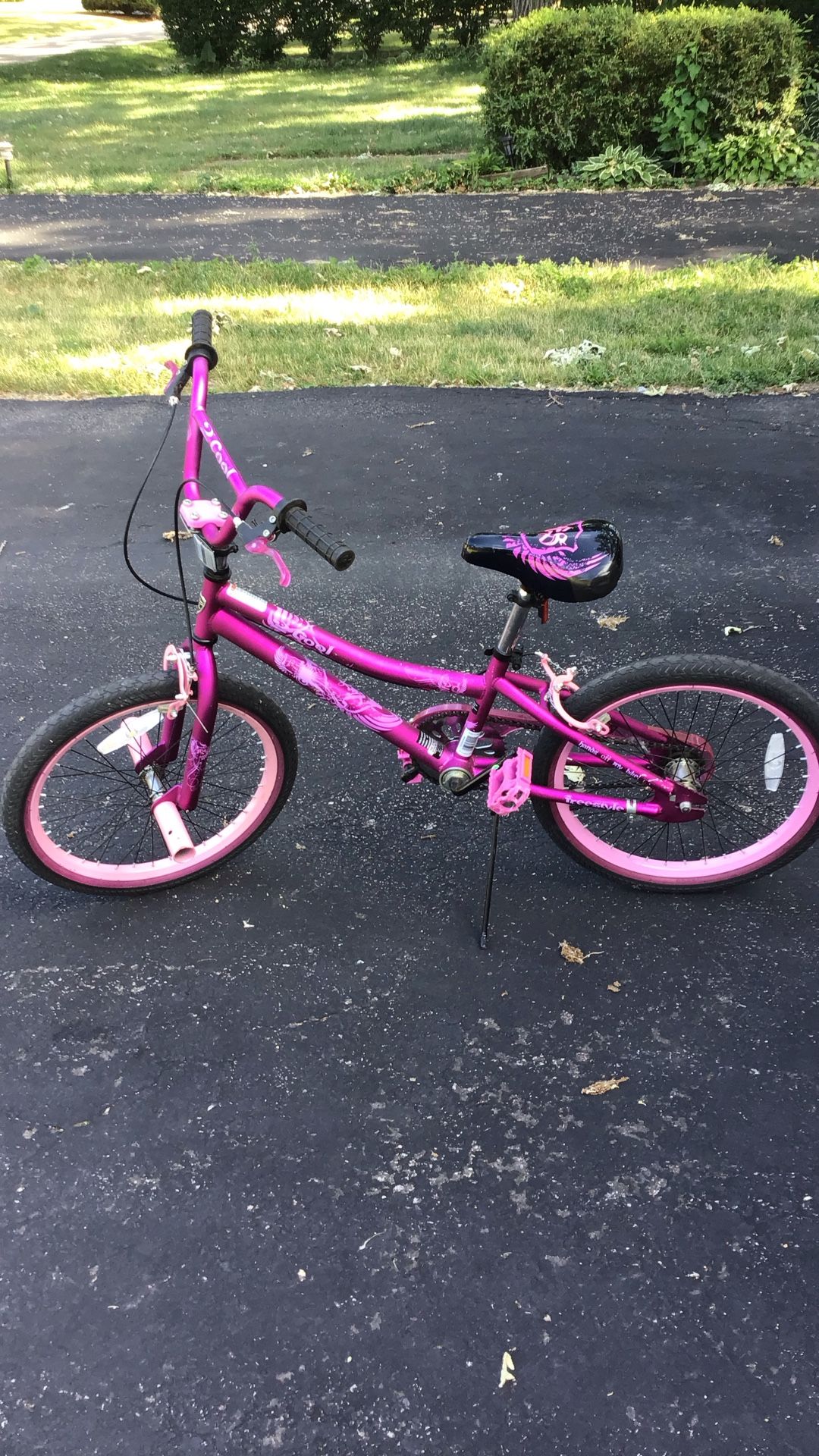 Kent 20 Inch Bike , Front And Rear Hand Brakes.