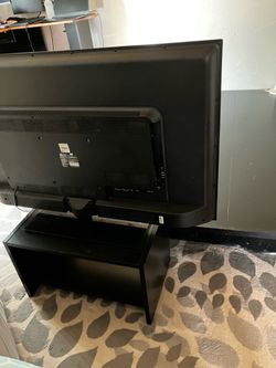 FREE Bedroom Set - Platform bed, Dresser, Night Stand, TV stand