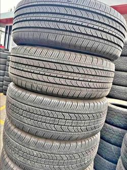 🎃 215 55 17 Michelin Tires Con 80% de Vida Las 4