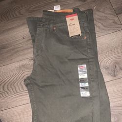 Men’s Levi Jeans 