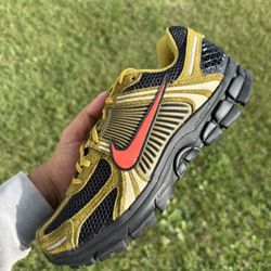 Nike Vomero 5 “Olive Picante” 9M