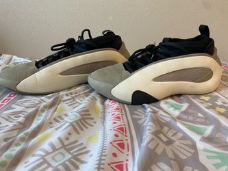 Mens shoes