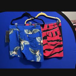 Men’s Vans Board Shorts 🩳 NEW-Size 32