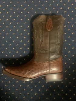 Ostrich Boots Size 11. Brand new.