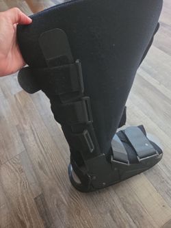 De royal high top walker boot