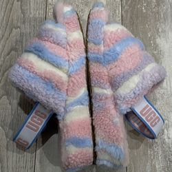 UGG Fluff Yeah slides Slippers Sz 9