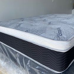 Queen Euro Bamboo Pillow Top!!