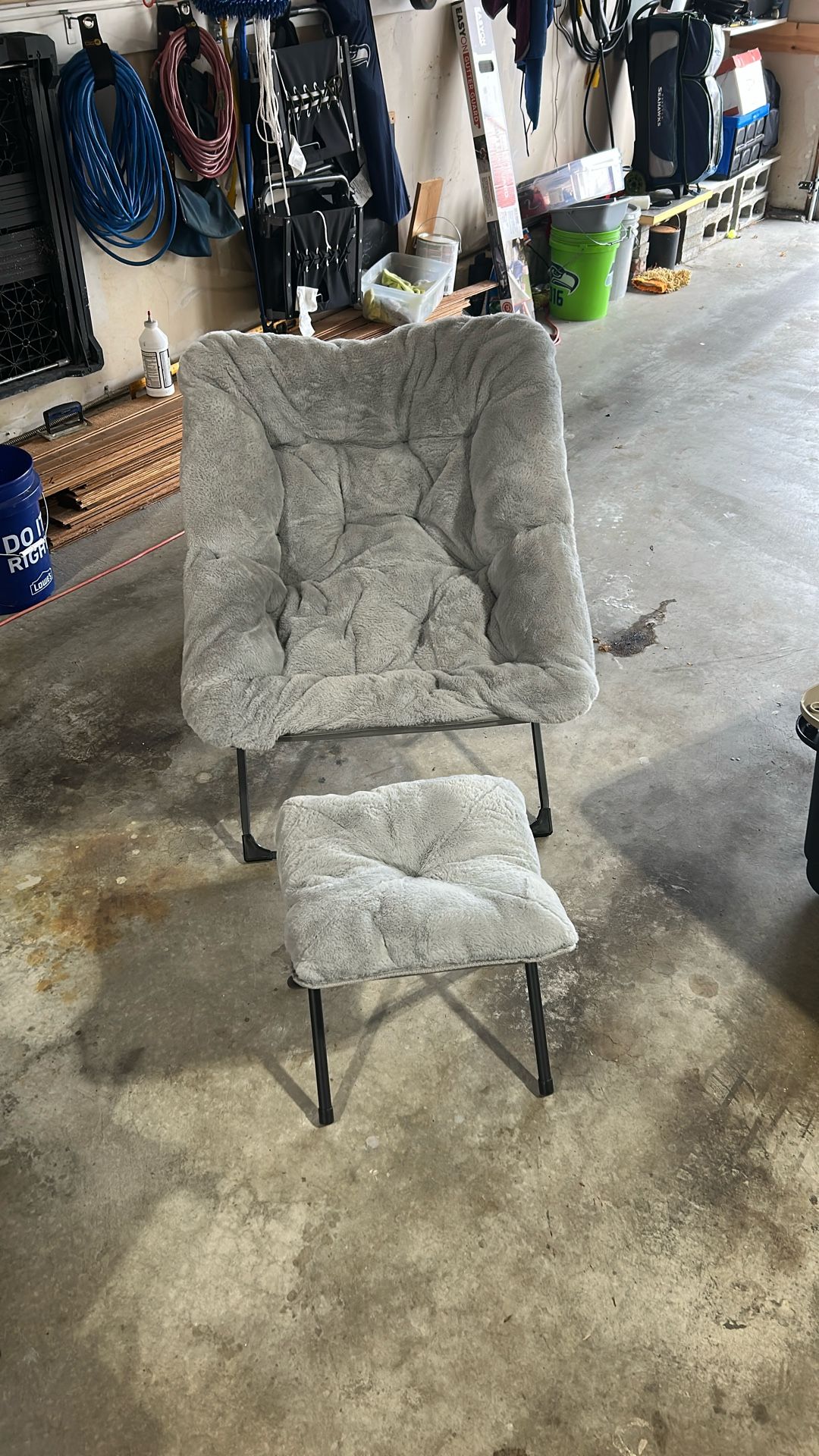 Comfy Chair And Foot Rest