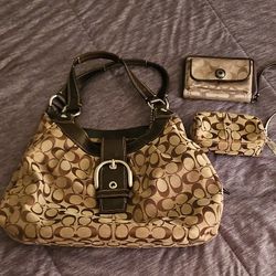 Official Coach Tote w/ Wallet & Wristlet