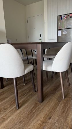 Dining Table - Seats 6