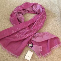 Gucci Pink GG Guccissima Oblong Scarf Shawl 45X180 cm 70% Wool 30% Silk