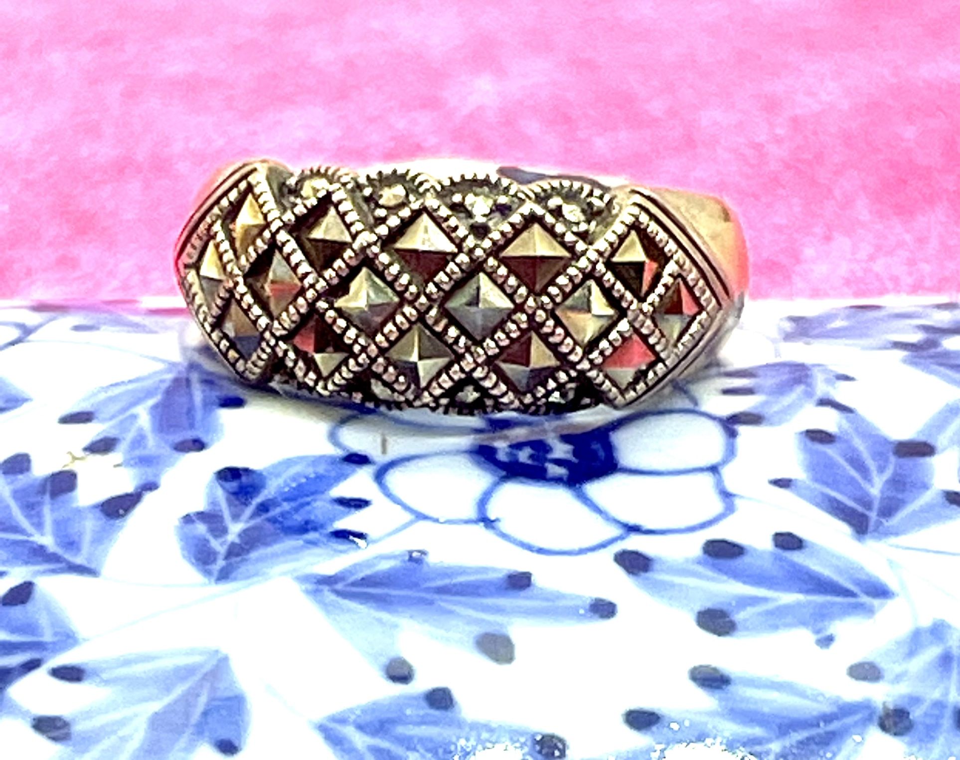 Sterling Glimmering Marcasite Ring
