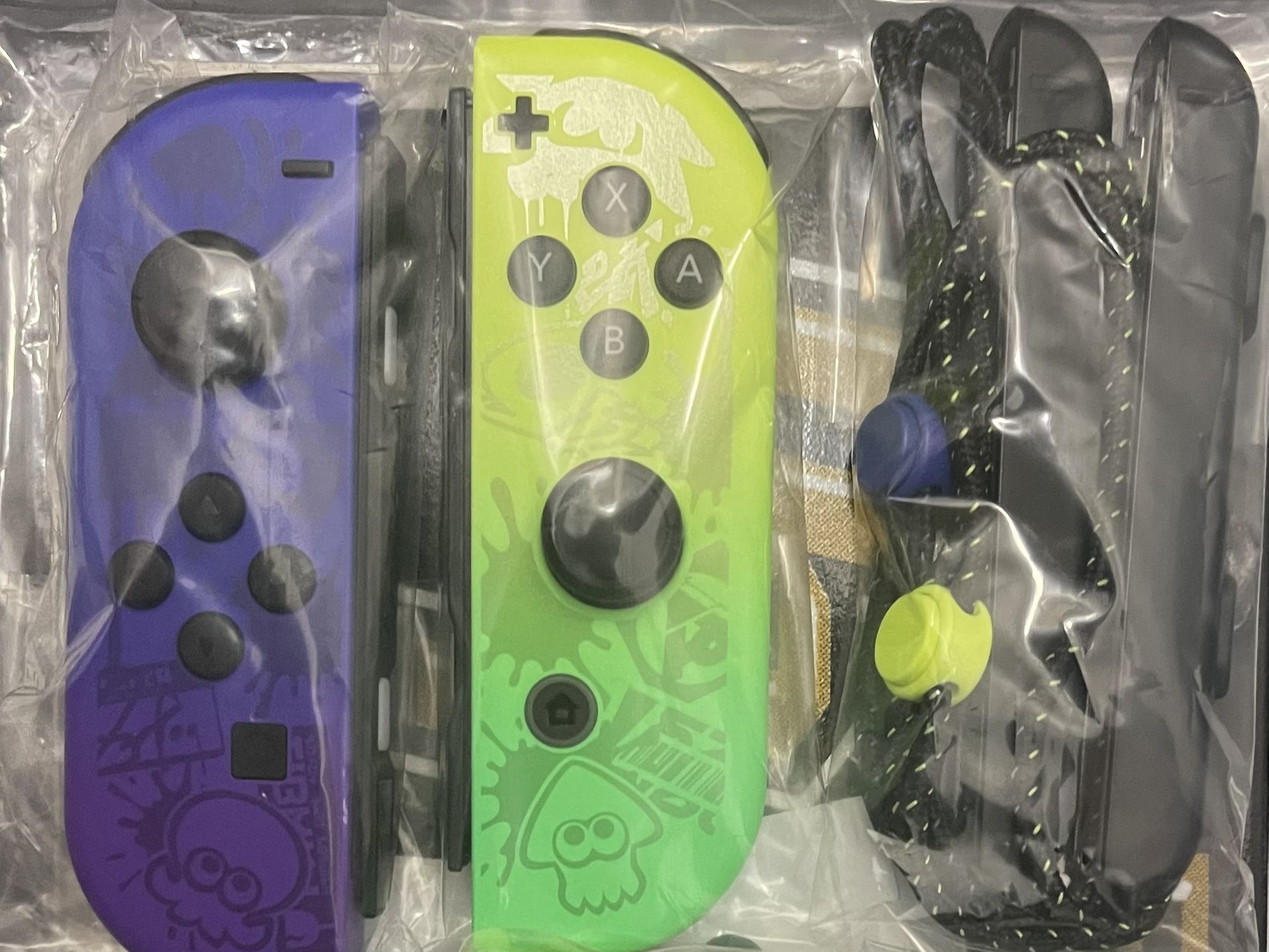 Splatoon 3 Limited Edition Nintendo Switch Joycons