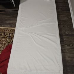 7 Inch Gel Memory Foam Mattress, Cooling Gel Infusion, Twin White