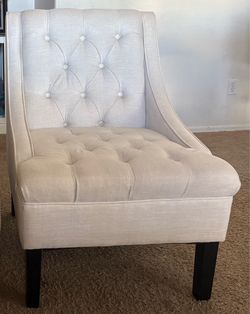 Single Beige Tufted Accent Chair