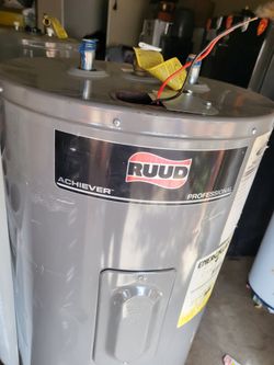 Electric Water Heater 50 gal in good condition and Warranty Works Great 19th Ave And Baseline