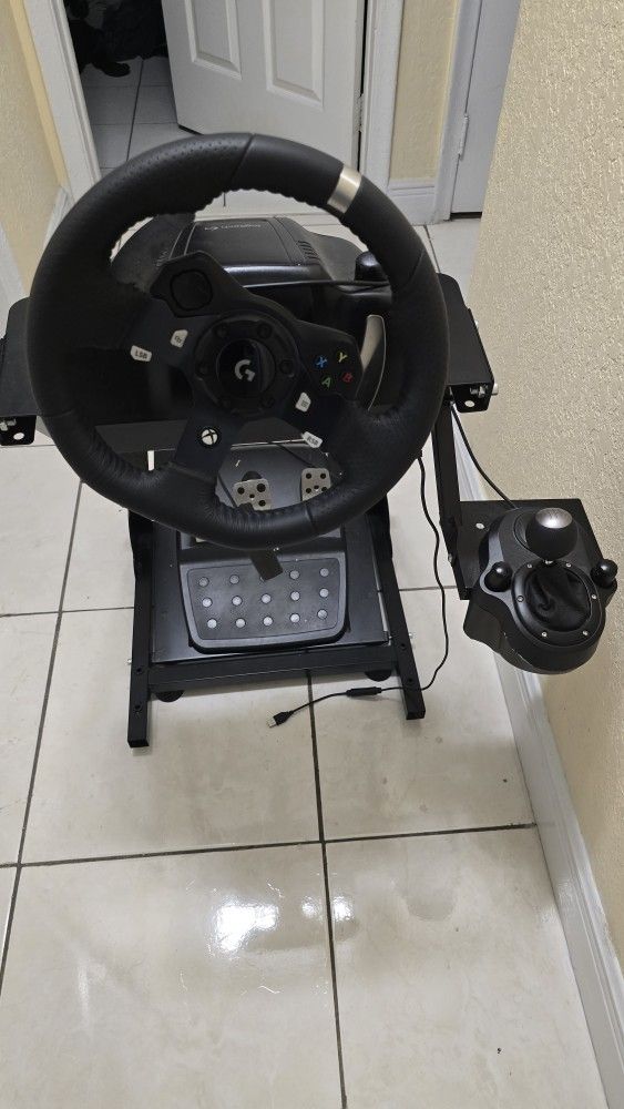 Logitech Steering Wheel And Shifter Xbox/Pc