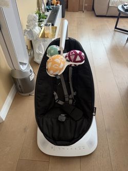 4moms mamaRoo Baby Swing – Excellent Condition