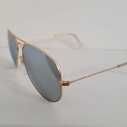 Ray Ban Aviator Sunglasses w/ case