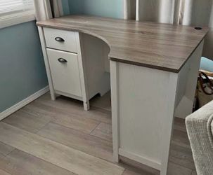 Corner Desk with Drawer and Cabinet