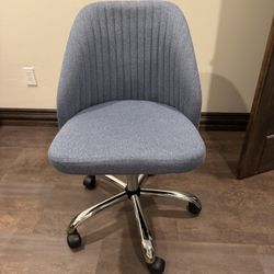 Rolling Desk Chair