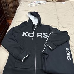 Men’s Michael koors sweatsuit