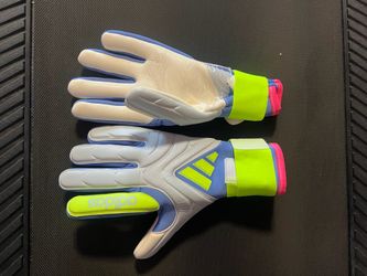 Vendo guantes Adidas profesionales Copa Mundial #11