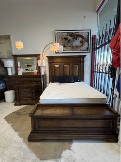 Hardwood Solid Queen 4pc Set