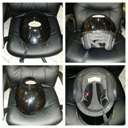 Bell motorcycle/ Scooter helmet.