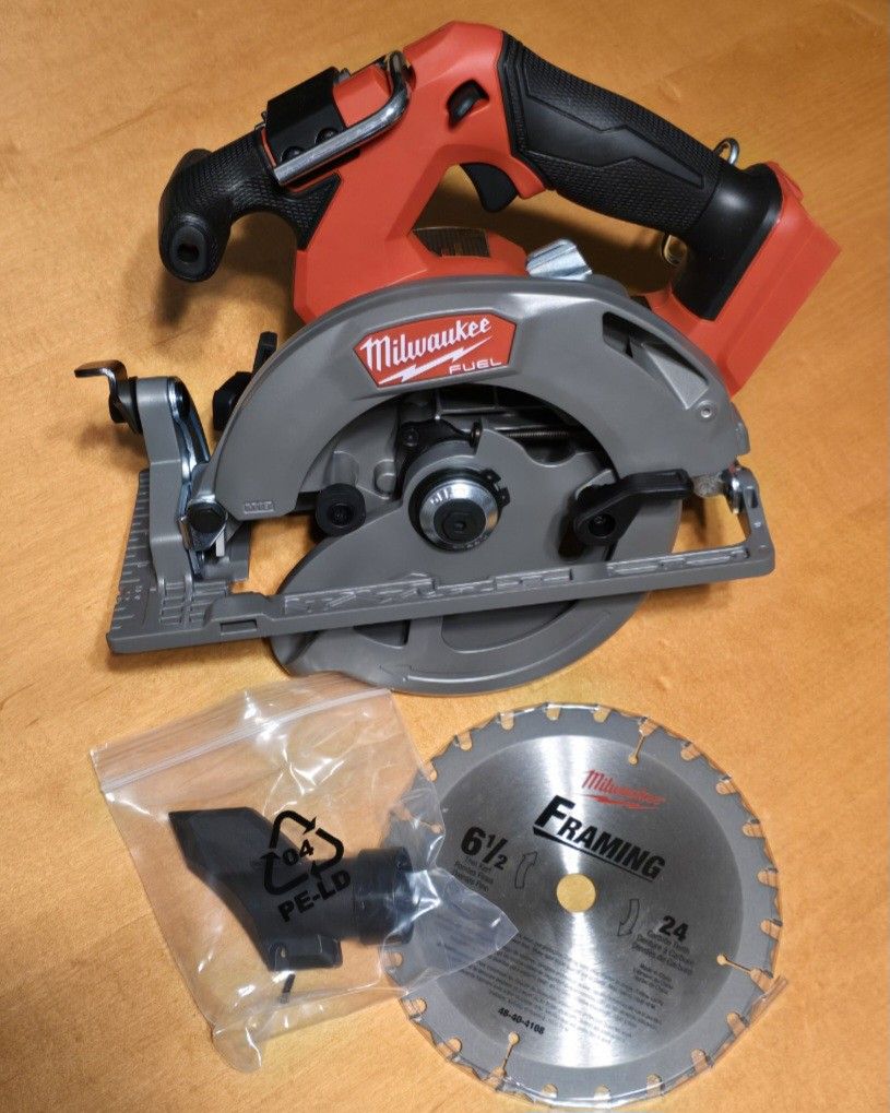 Milwaukee M18 FUEL 6-1/2 in. Circular Saw (Tool-Only) BNIB No Low Offers/Trades, Pls. Pick up in Burien Only YES Available