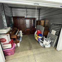 Storage Unit Sale Various Items