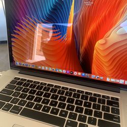 15” i7 MacBook Pro Retina 16gb 500ssd
