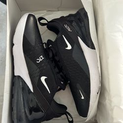 Air Max 270  7.5
