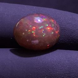 8ct Pinfire Ethiopian Opal