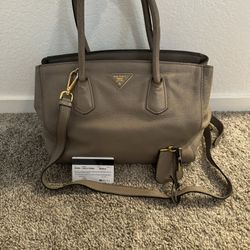 Prada Handbag Vitello Grain 