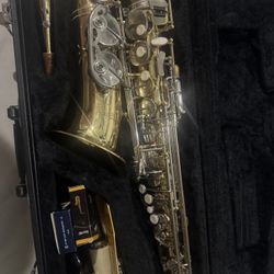 Selmer AS600 Alto saxophone