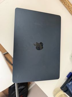 Apple MacBook Air M2 - 2022