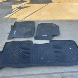 2017 ford F250 floor mats.
