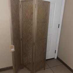 Bamboo And Wood room Divide 