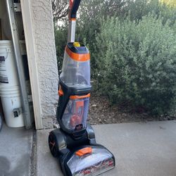 BISSELL Revolution Pet Proheat 2X Carpet Cleaner