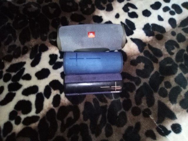 JBL /Ultimate Ears/UE Portable Speakers