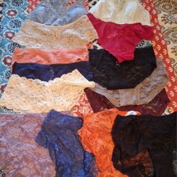 LADIES L LACE UNDIES